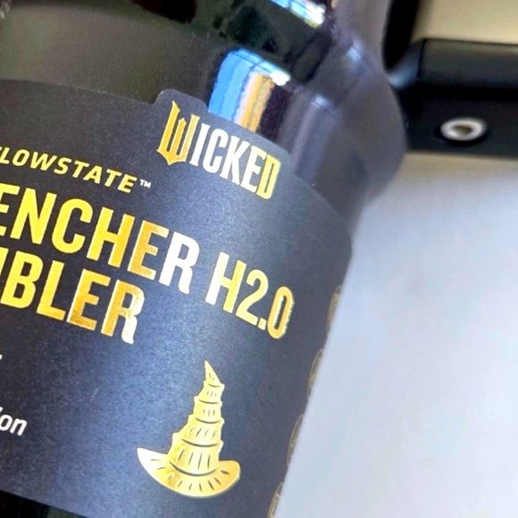 Stanley Wicked 30oz Elphaba Wicked For Good - Picture 3 of 10